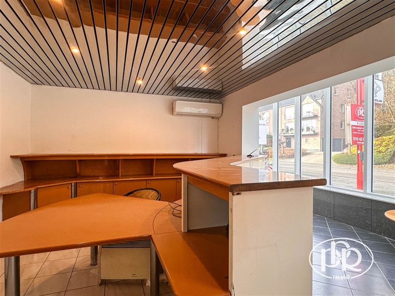 Rare opportunité avec Parkings - Localisation stratégique