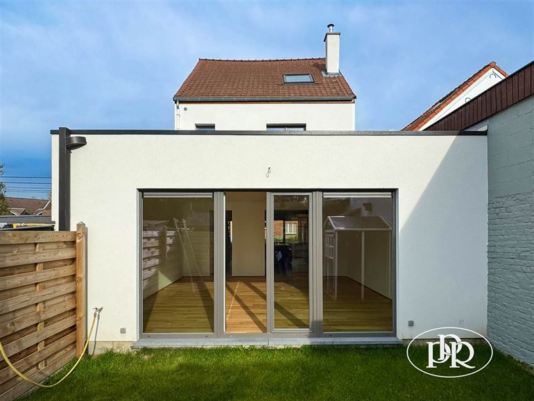 Entièrement rénovée, 3 sdb, jardin