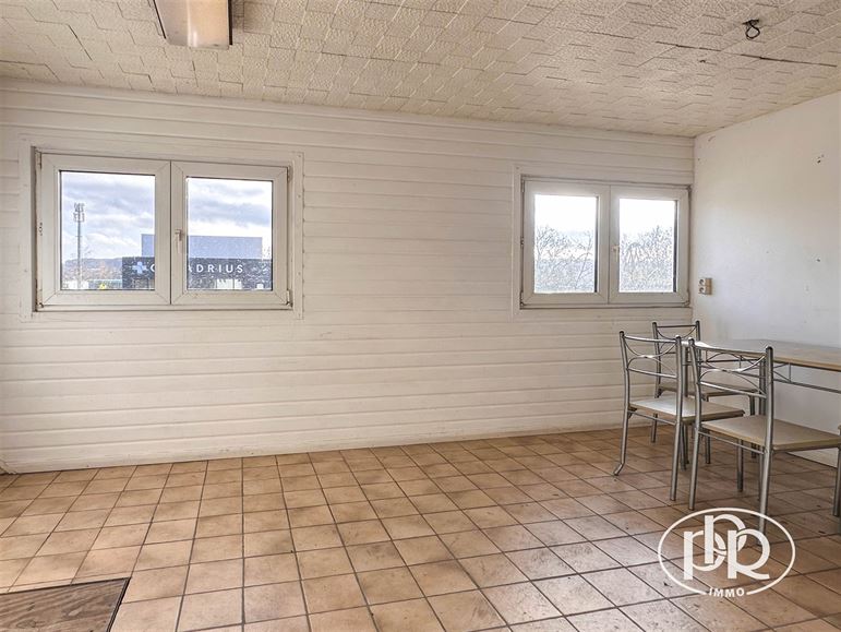 Rare opportunité avec Parkings - Localisation stratégique