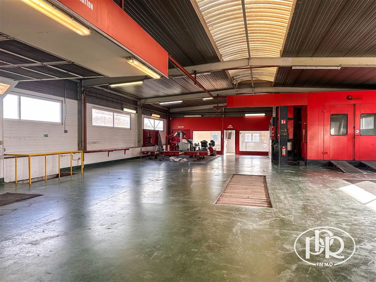 Rare opportunité avec Parkings - Localisation stratégique