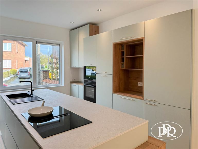 Entièrement rénovée, 3 sdb, jardin