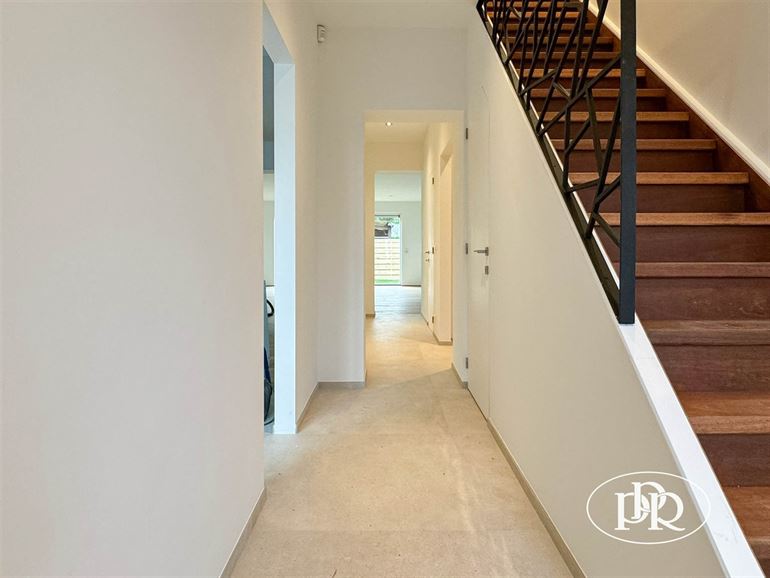 Entièrement rénovée, 3 sdb, jardin