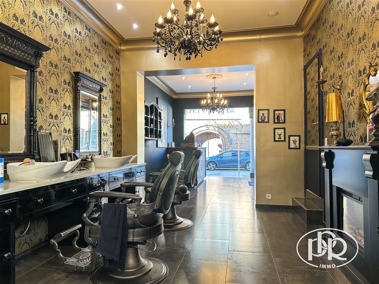 Salon de Coiffure à Céder - 2 commerces