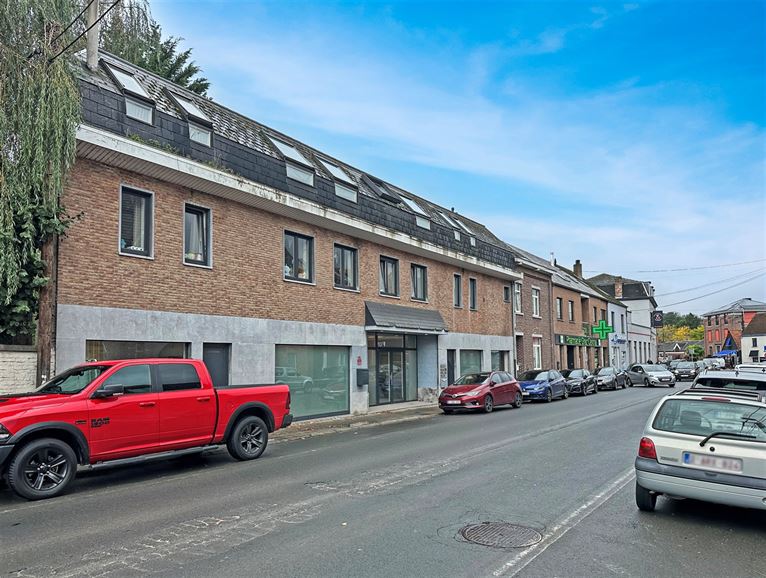 LOCAL D'EXCEPTION AU CŒUR DE GREZ-DOICEAU