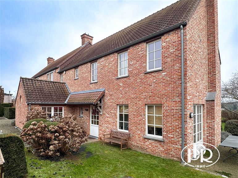 *** LOUÉ *** Quartier résidentiel calme avec vue champêtre, garage