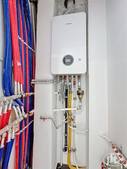 100 % rénové, terrasse 17m², droits enregistrement à 3% sous conditions