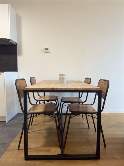 *** LOUÉ *** A 30 mètres de l'IHECS et du Manneken-Pis