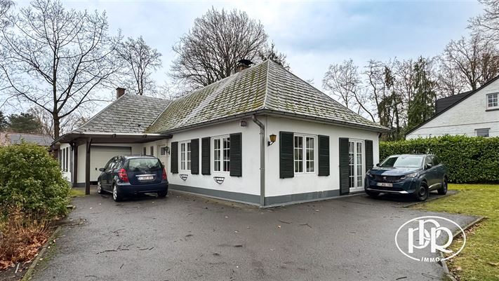 Villa PLEIN PIED 3 chambres de ± 110 m² sur terrain de 11 ares.