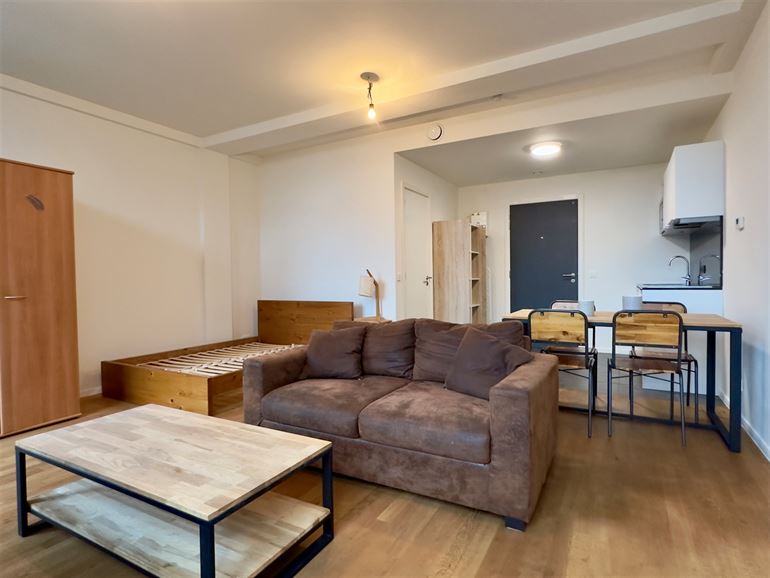 *** LOUÉ *** A 30 mètres de l'IHECS et du Manneken-Pis