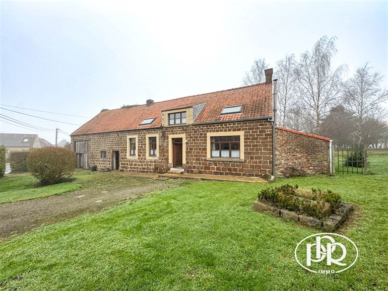 Campagne, rue calme, possibilité aménager appartement