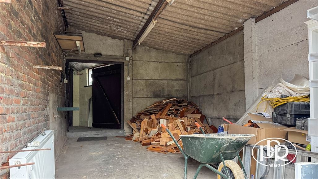 Projet rénovation disponible, Garage, Jardin