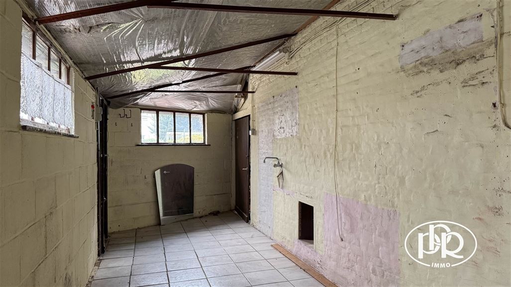 Projet rénovation disponible, Garage, Jardin