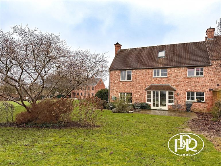 *** LOUÉ *** Quartier résidentiel calme avec vue champêtre, garage