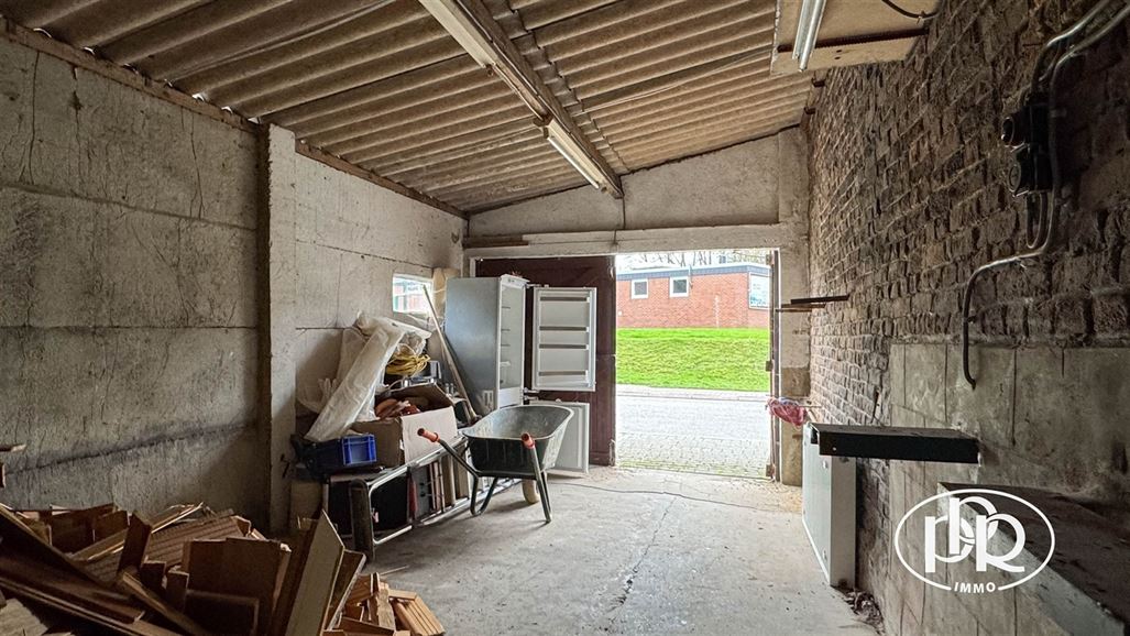 Projet rénovation disponible, Garage, Jardin