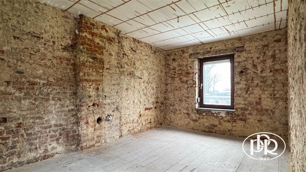 Projet rénovation disponible, Garage, Jardin