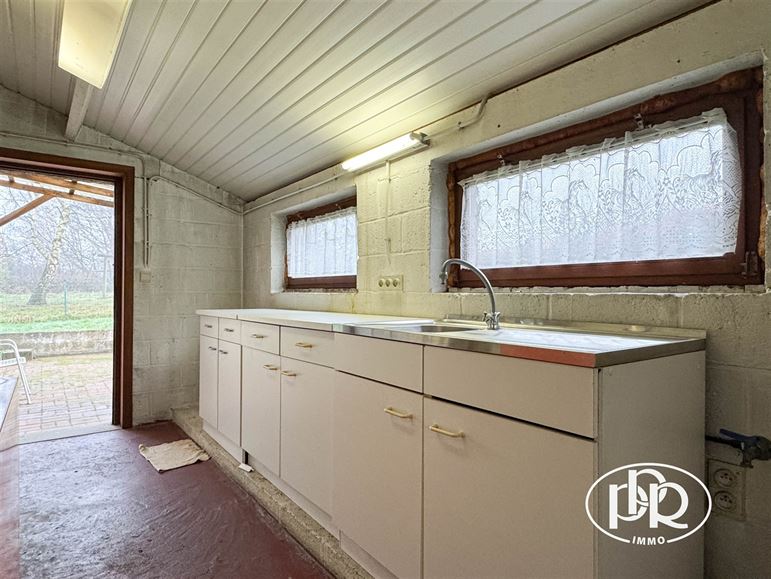 Campagne, rue calme, possibilité aménager appartement