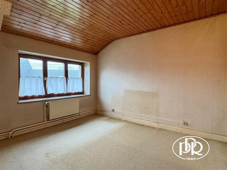 Campagne, rue calme, possibilité aménager appartement