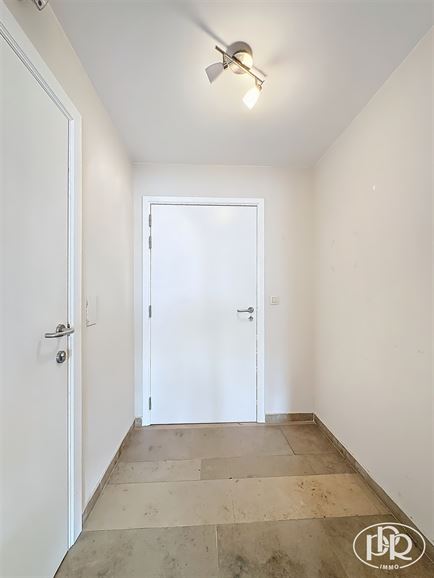 1er étage centre ville, parking face à l'immeuble