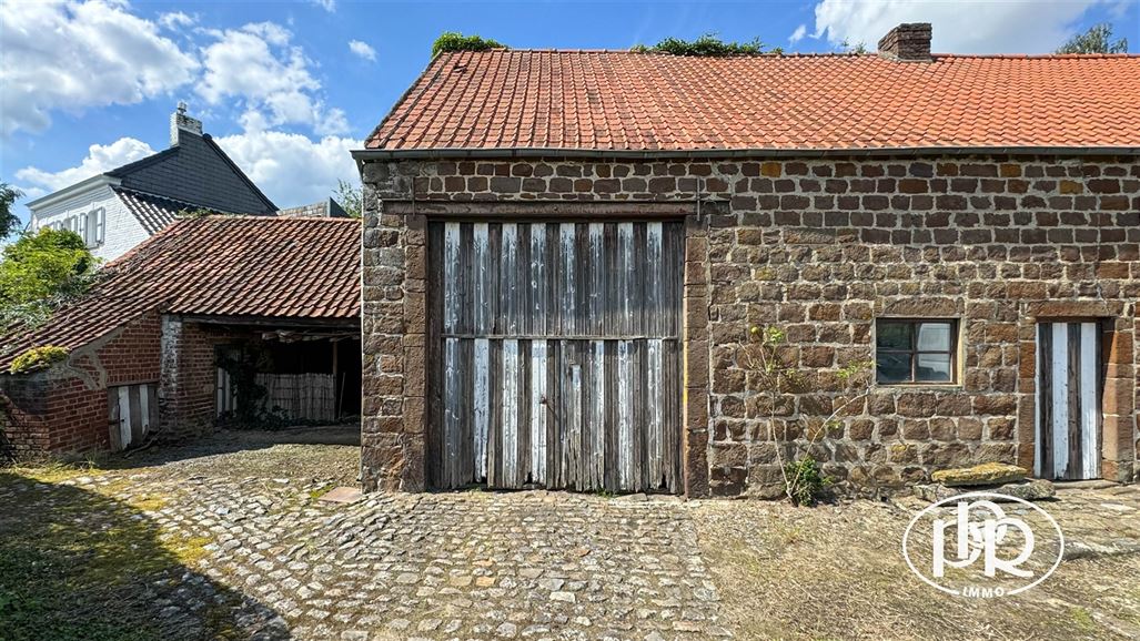 Campagne, rue calme, possibilité aménager appartement