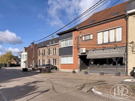 Bierges - Immeuble mixte – commerce libre + maison d’hôtes 3 ch