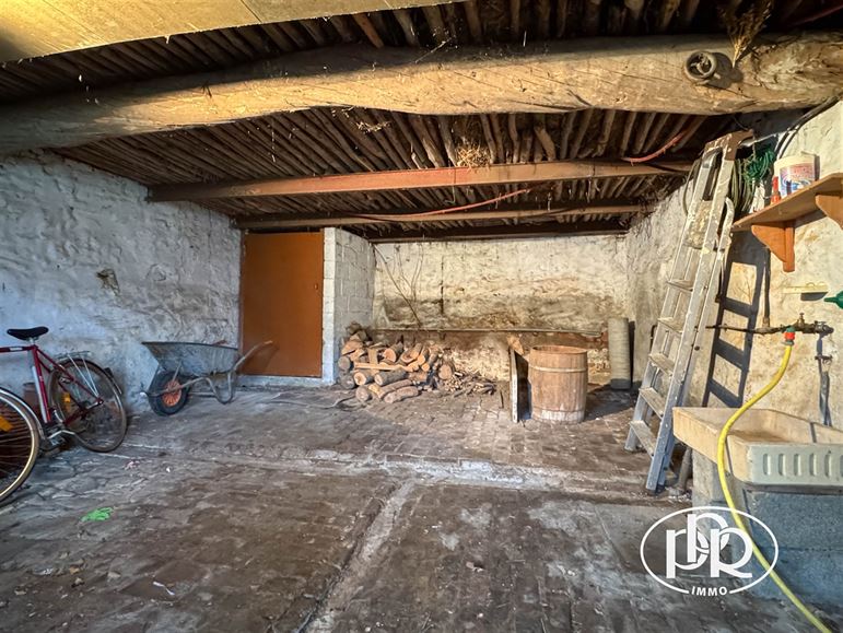 Campagne, rue calme, possibilité aménager appartement