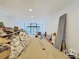 Centre-ville, rue commerçante principale, double accès - WAVRE Centre-ville, rue commerçante principale, double accès - WAVRE