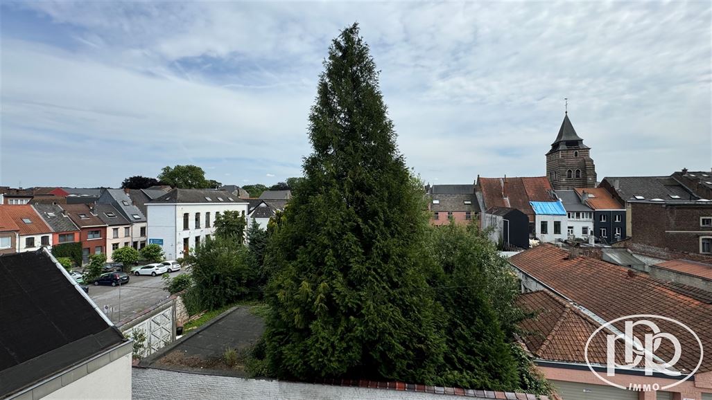 *** SIGNATURE DE BAIL EN COURS*** Parking privatif inclus, moderne et spacieux en centre-ville