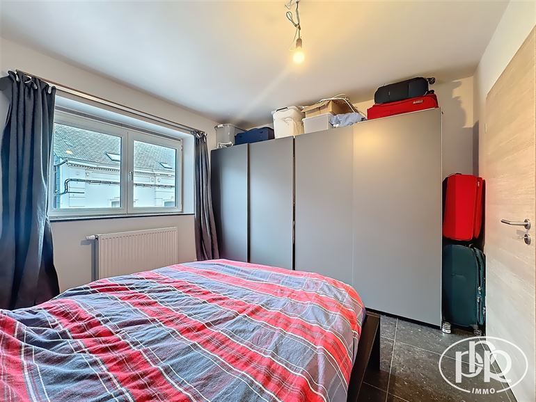 *** SIGNATURE DE BAIL EN COURS*** Parking privatif inclus, moderne et spacieux en centre-ville