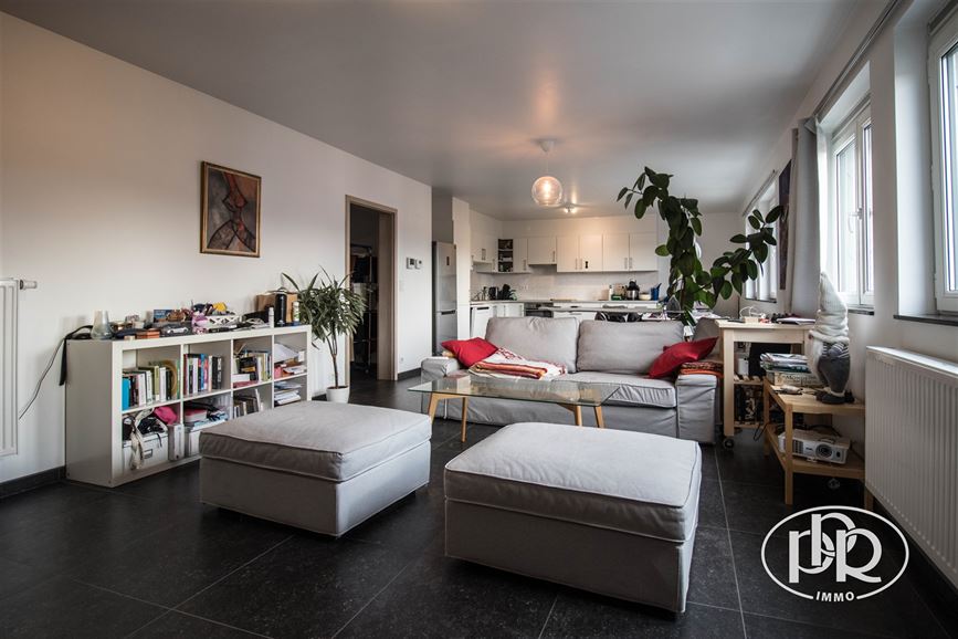 *** SIGNATURE DE BAIL EN COURS*** Parking privatif inclus, moderne et spacieux en centre-ville