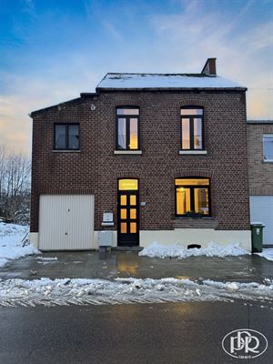 Maison de ± 115 m² habitables sur un terrain de ± 3,4 ares.