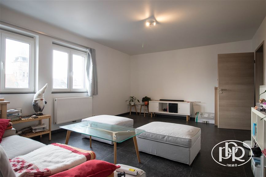 *** SIGNATURE DE BAIL EN COURS*** Parking privatif inclus, moderne et spacieux en centre-ville