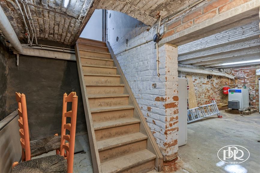 Charme et authenticité avec vue sur champs