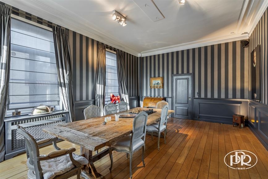 Charme et authenticité avec vue sur champs