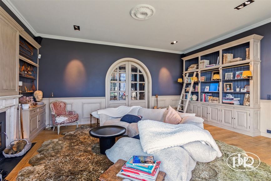 Charme et authenticité avec vue sur champs