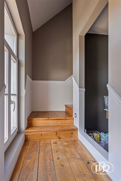 Charme et authenticité avec vue sur champs