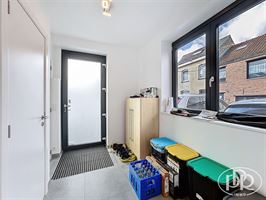 Immeuble polyvalent, 4 parkings, terrasse - WAVRE Immeuble polyvalent, 4 parkings, terrasse - WAVRE