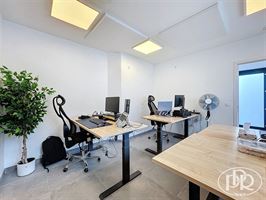 Immeuble polyvalent, 4 parkings, terrasse - WAVRE Immeuble polyvalent, 4 parkings, terrasse - WAVRE