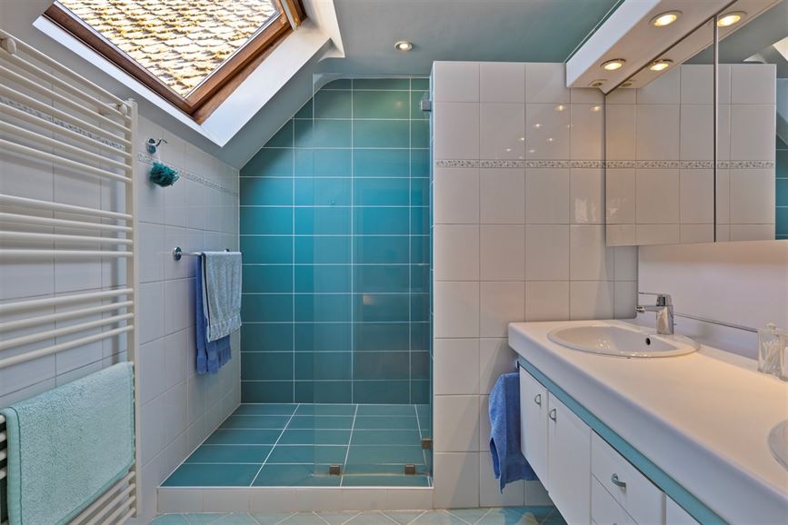 Quartier résidentiel calme, double garage, jardin sud