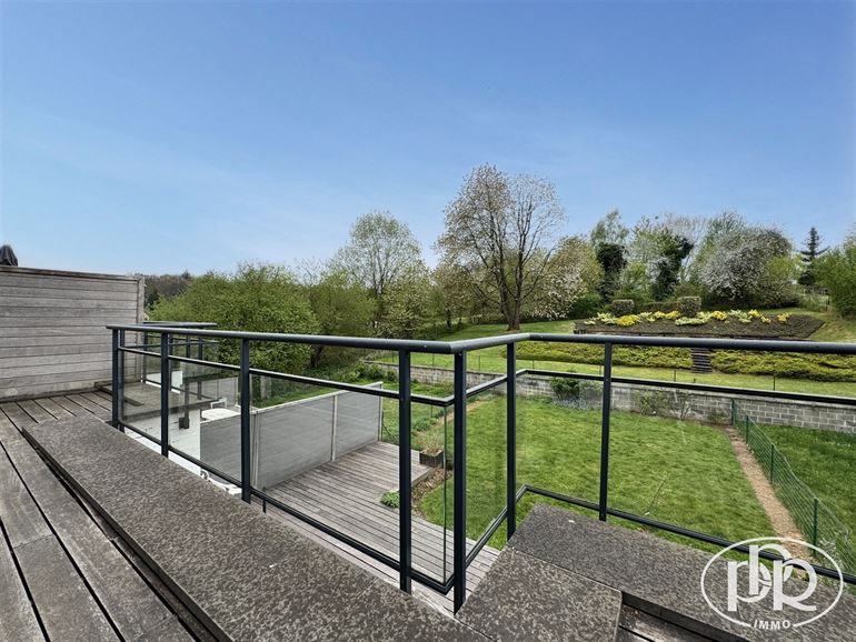 *** Signature de bail en cours *** Terrasse Sud-Ouest, Parking privatif et Cave