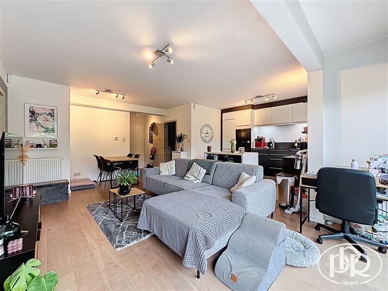 *** Signature de bail en cours *** Terrasse Sud-Ouest, Parking privatif et Cave