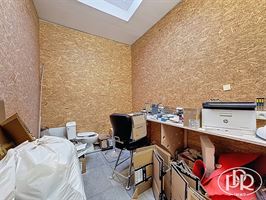 Emplacement commercial de 1er choix - WAVRE Emplacement commercial de 1er choix - WAVRE