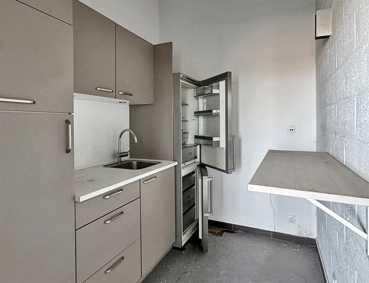 Lot 1 - OPPORTUNITÉ ! Excellente visibilité - Esp. modulables