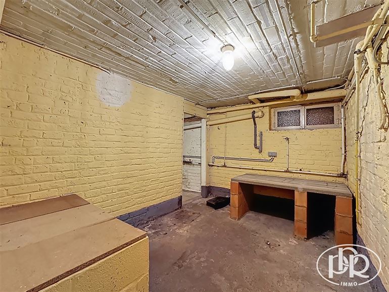 ***OFFRE ACCEPTÉE*** Rénovée en 2021, jardin sur ± 6 ares