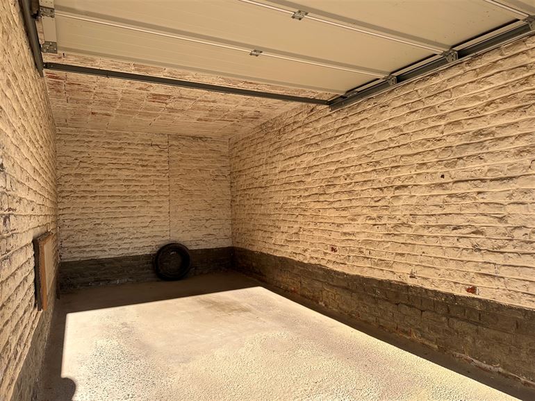 *** OFFRE ACCEPTÉE *** Rare opportunité en plein centre-ville