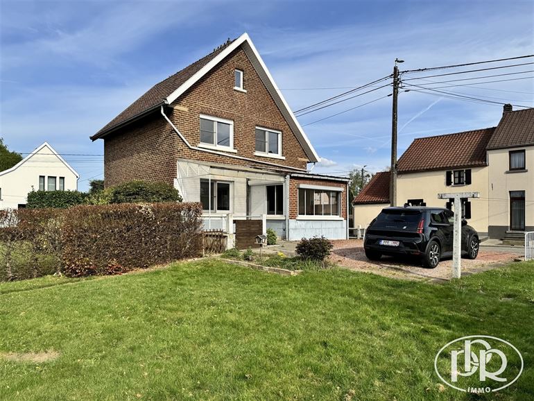 ***OFFRE ACCEPTÉE*** Rénovée en 2021, jardin sur ± 6 ares