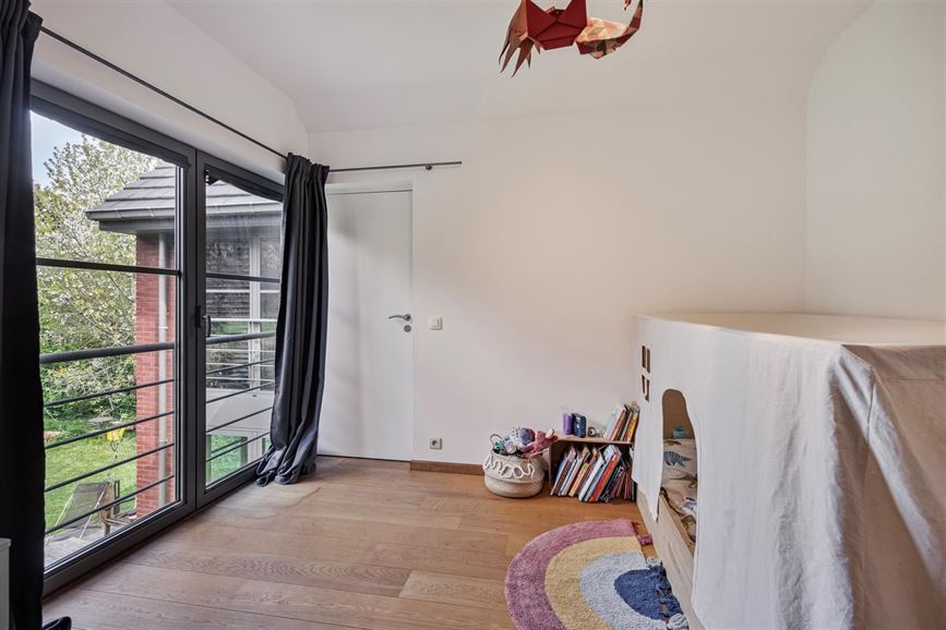 Rue résidentielle calme avec vue, double garage