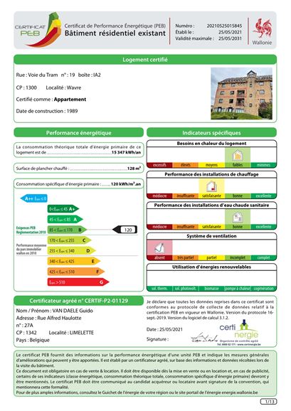 *** Signature de bail en cours*** Avec Garage, rue calme en centre-ville