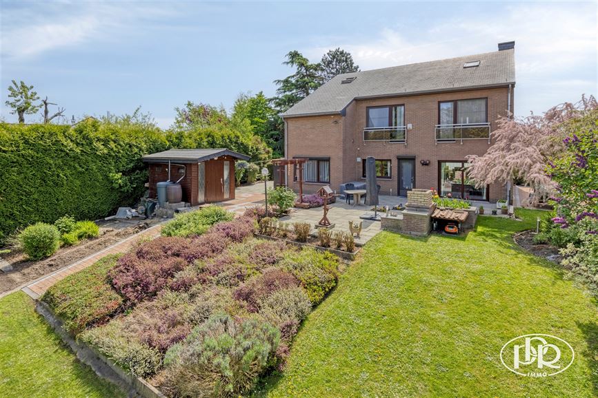 *** OFFRE ACCEPTÉE *** Quartier résidentiel paisible et recherché