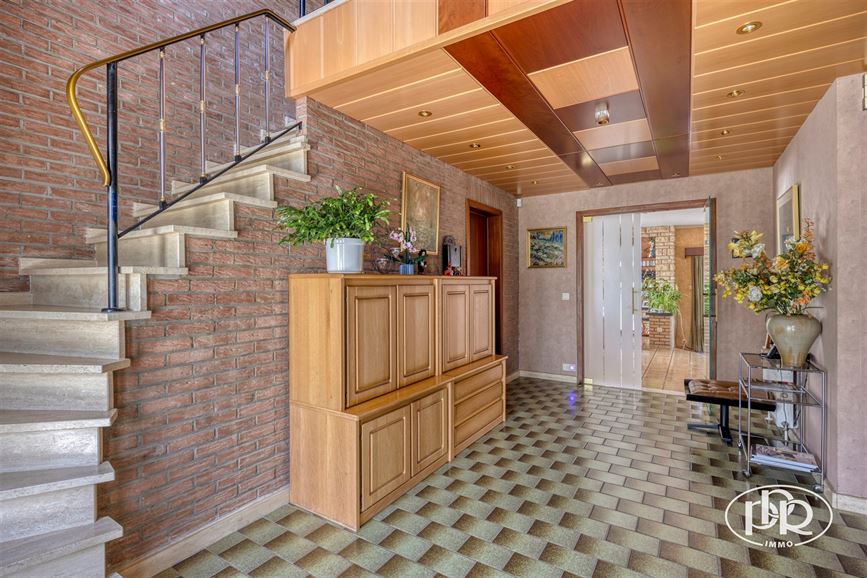 *** OFFRE ACCEPTÉE *** Quartier résidentiel paisible et recherché