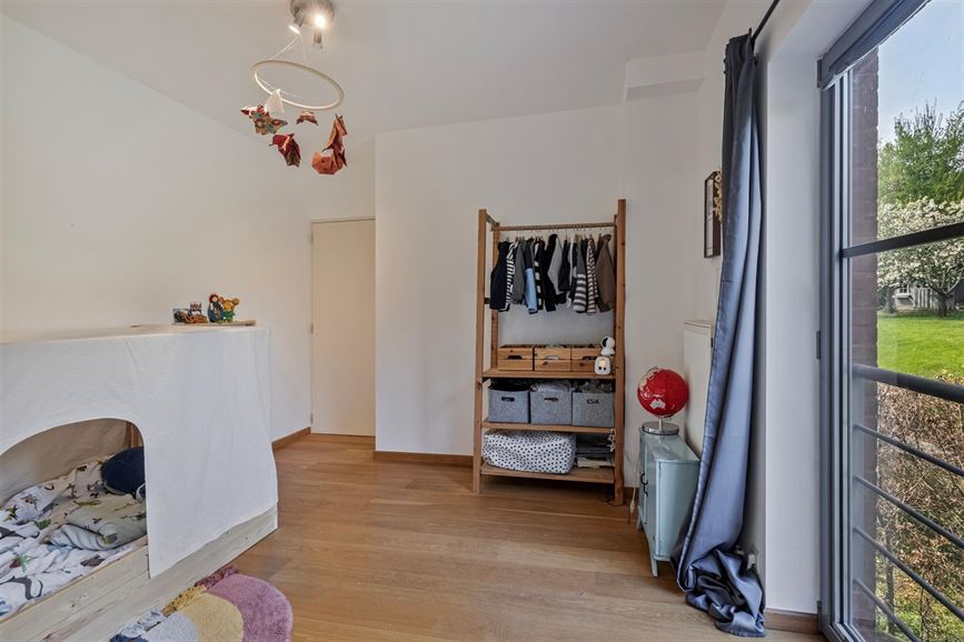 Rue résidentielle calme avec vue, double garage